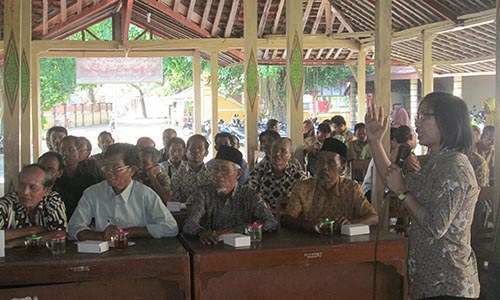 Peran Pemerintah Kabupaten & Pemerintah Desa dalam Pengelolaan Bumdes Peran Pemerintah Kabupaten & Pemerintah Desa dalam Pengelolaan Bumdes