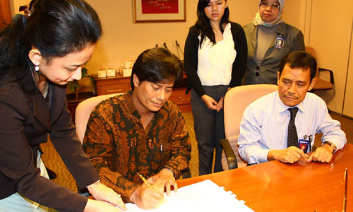 Fasilitas Kredit Non-Cash Loan yang Diberikan Bank (Bank Garansi) Fasilitas Kredit Non-Cash Loan yang Diberikan Bank (Bank Garansi)