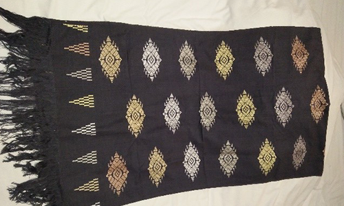 Kain Tenun Lombok Motif Matahari Warna Alami